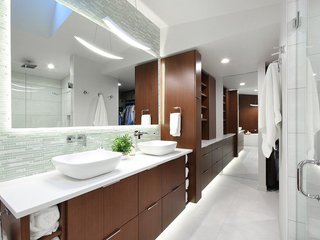 2020 Remodeling Excellence Winner, Bath Excellence, More Than $75,000, Sockeye Homes, photo courtesy Tod Sakai, Sockeye Homes